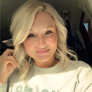 Meet your Posher, Mikala